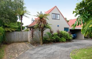 1B Harbutt Avenue, Mount Albert
