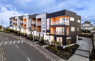 8/2 Valonia Street, Mount Roskill