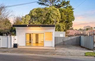 Standalone Commercial Opportunity - Freehold!