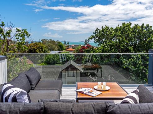 20B Oakwood Grove, Eastern Beach