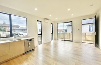 2/131 Rockfield, Road, Penrose