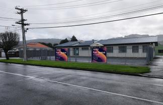 Office/workshop and yard For Lease
