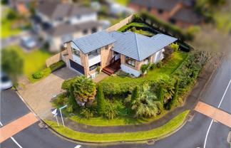 61 San Marino Drive West, Henderson