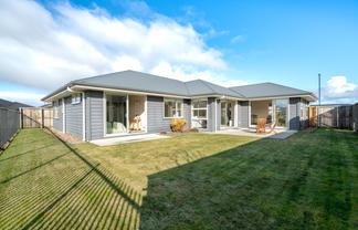 5 Whitehorn Drive, Lincoln