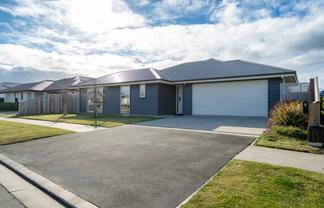 5 Whitehorn Drive, Lincoln