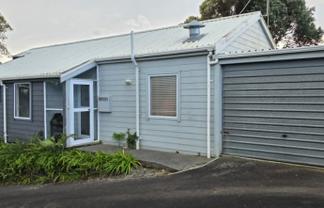 21 Arden Place , Oakura