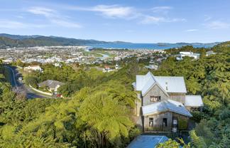 81 Viewmont Drive, Harbour View