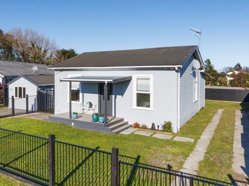 68 Dundas Road, Sanson
