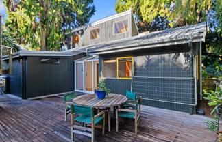 214A Hillsborough Road, Hillsborough