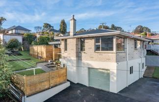 100 Barr Street, Kenmure