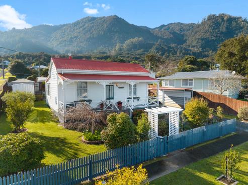 54 Rata Street, Te Aroha