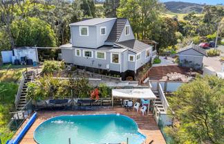 85 Kaipara Coast Highway, Helensville