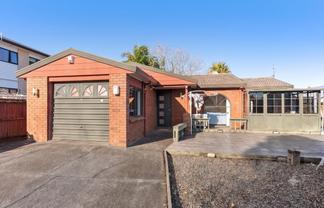 2/16 Ultima Place, Clover Park