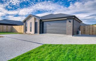 51 Ashley Drive, Paroa