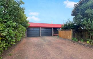16 Church Road, Pukete