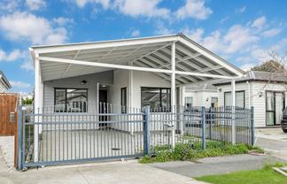 42 Farmland Road, Papakura