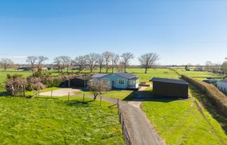 923 State Highway 26, Newstead