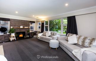 89 Owen Street, Belmont