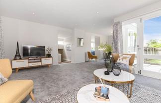 6 Anchor Place, Beach Haven