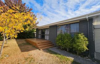 2/71 Royal Park Drive, Parklands