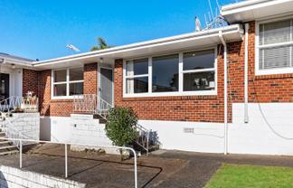 4/238 Onewa Rd, Birkenhead