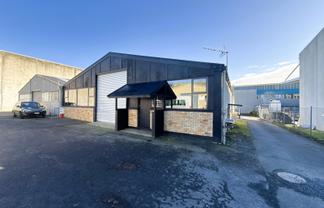 Mangere Industrial Unit | 267 m2