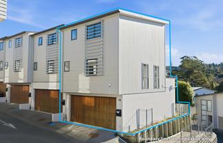 22 Mangrove Lane, Albany