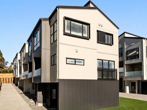 71 Archers Road, Hillcrest