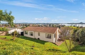 33 Dingadee Street, Welcome Bay