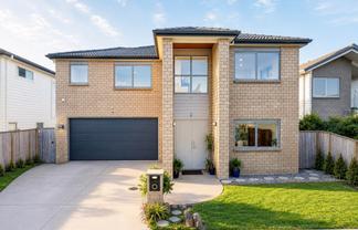 31 Rosewell Crescent, Flat Bush
