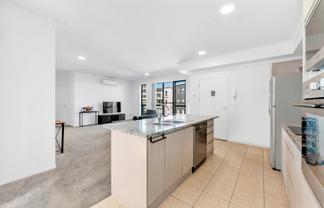 10/130 Stancombe Road, Flat Bush