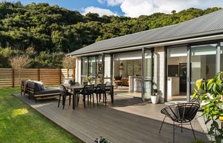 8 Conniston Way, Pyes Pa
