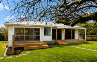 520 Richmond Road, Lepperton