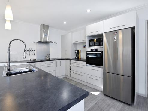 78 Washbourn Drive, Richmond