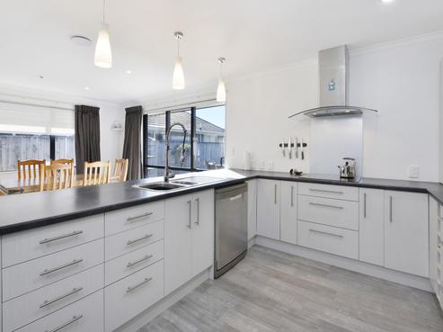 78 Washbourn Drive, Richmond