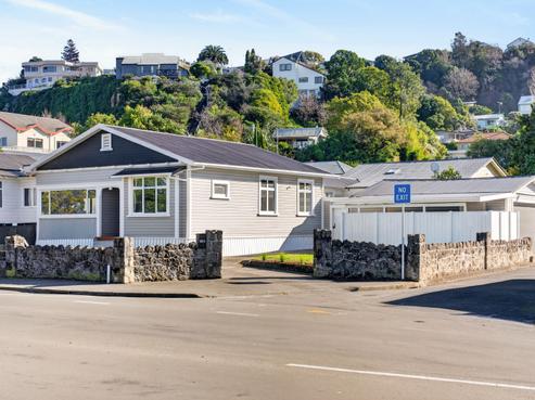 203 Carlyle Street, Napier South