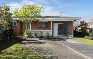 1/957A Beach Road, Torbay