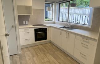 2/31 Sandiacre Way, Browns Bay