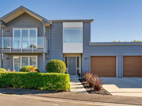5 Tucker Close, Leamington