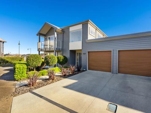 5 Tucker Close, Leamington