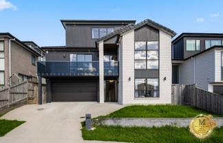 36 Drumnaconagher Road, Flat Bush