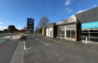Profile retail on Cameron Road