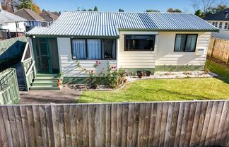3 Kenney Crescent, Fairfield