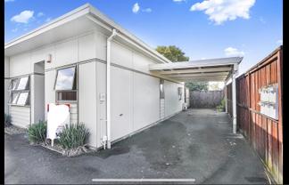 8A Ford Street, Hamilton East