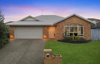19 Norm Pellow Drive, The Gardens