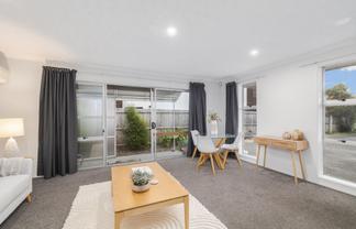 2/76 Ruskin St, Addington