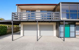 8 Devon Street, Glenholme