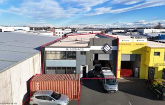 Versatile industrial premises in Sydenham