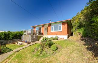 5 Churchill Road, Green Island
