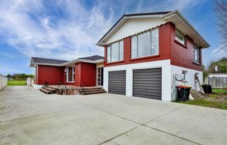 12 Cruickshank Crescent, Rosedale